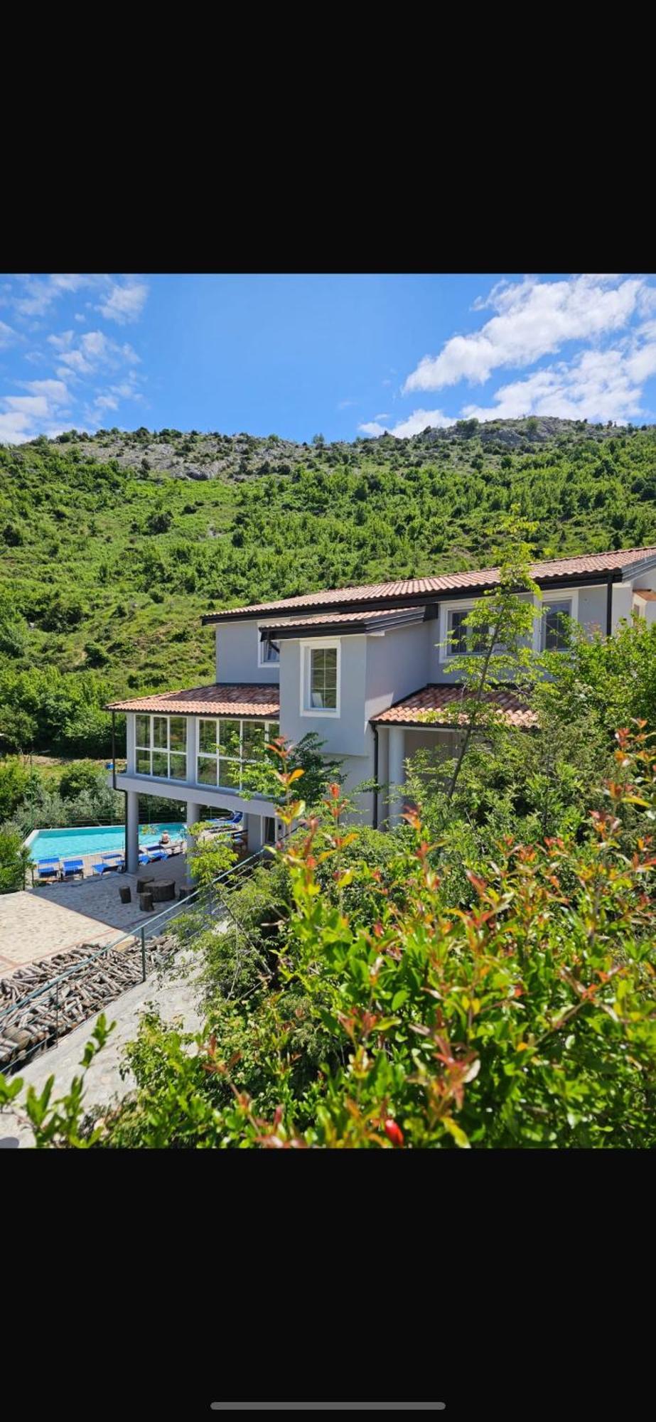 Qyteza Guest House & Camping Shkoder Ngoại thất bức ảnh